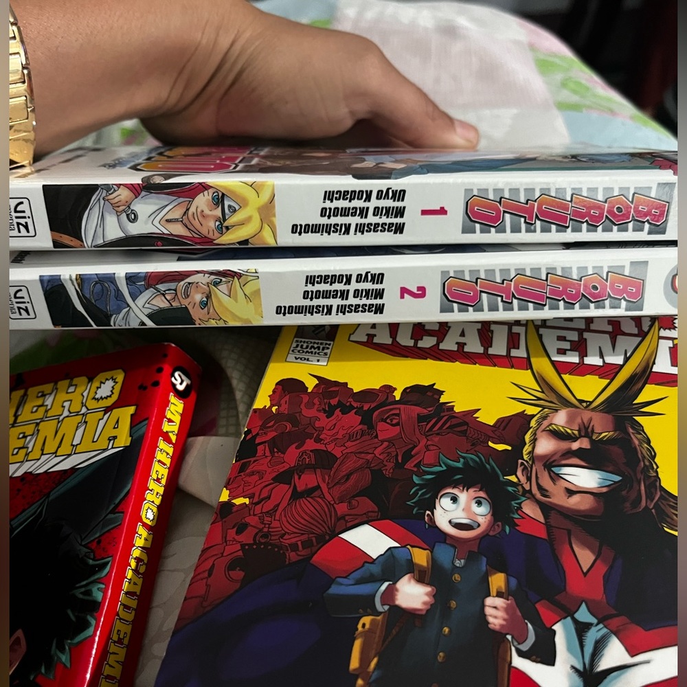 My heroe academy books - Picture 2 of 4